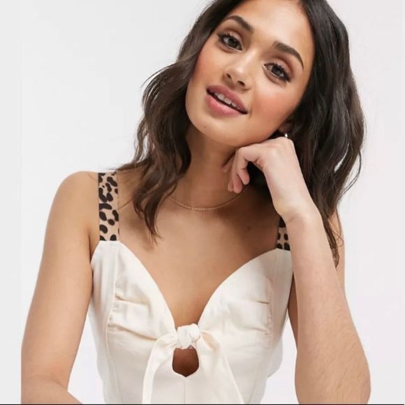 Moon River : Cream Bow Crop Cami with Leopard Print Straps - Picture 2 of 14